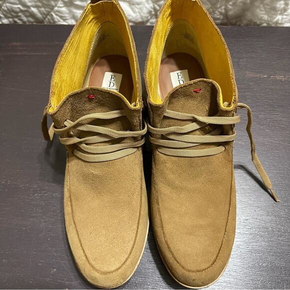 ED by Ellen Degeneres Tan Suede Booties Size 10 NWOT - Picture 1 of 5